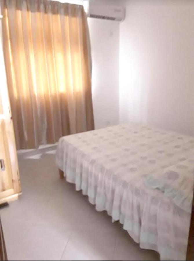 Spacious Apartment in Flic En Flac with Shared Pool - 2