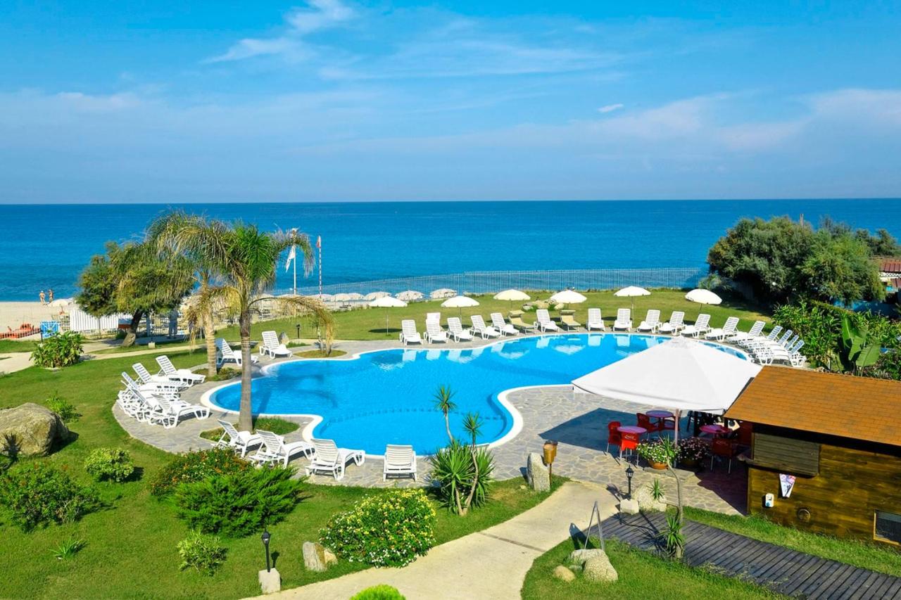 Five Stars Hotel