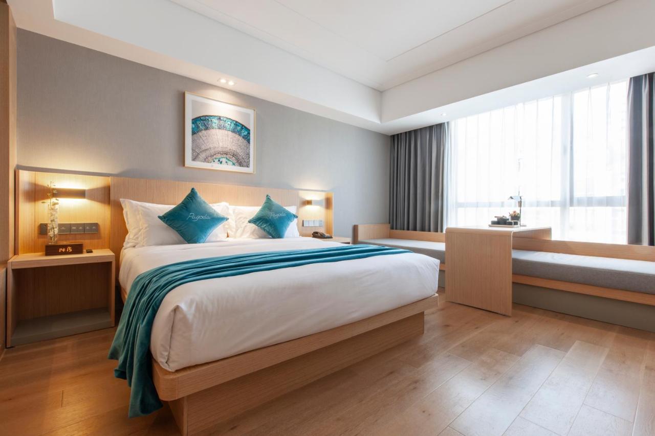 Shanghai Baixia Pagoda Hotel photo