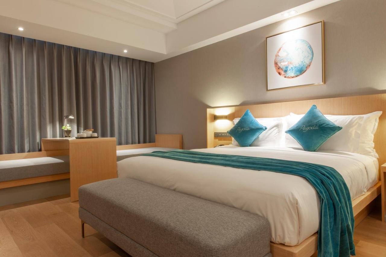 Shanghai Baixia Pagoda Hotel photo