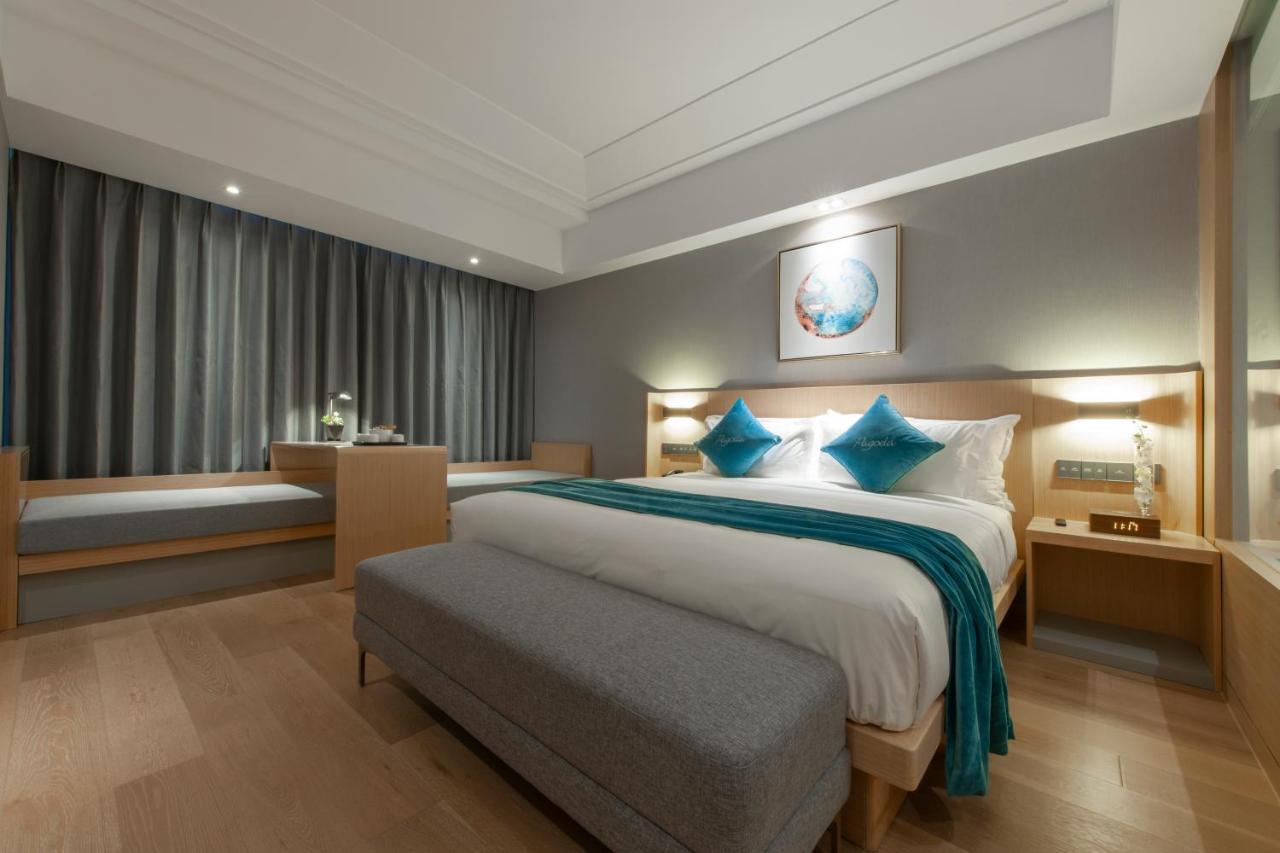 Shanghai Baixia Pagoda Hotel photo