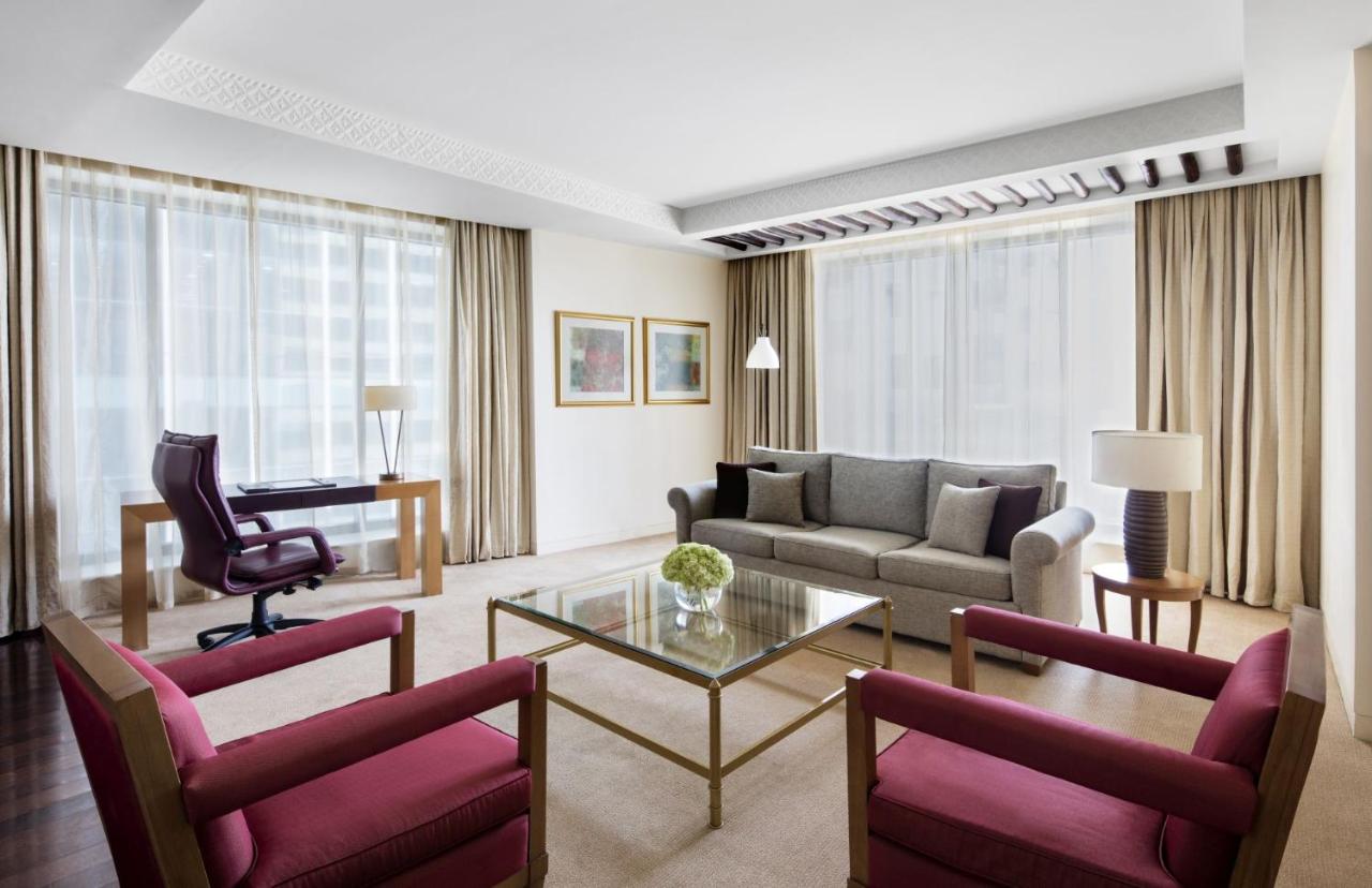The H Dubai photo