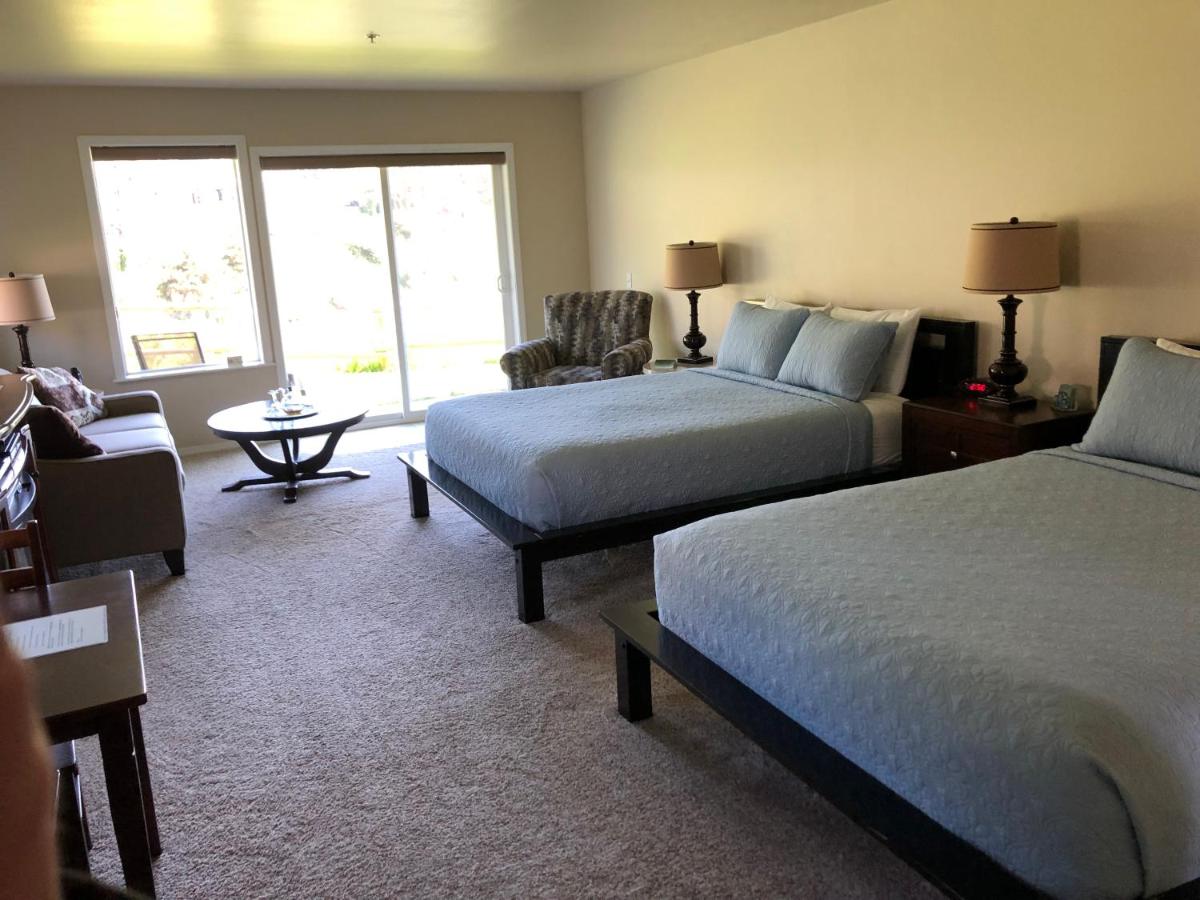 Inn at Arch Rock — photo 22