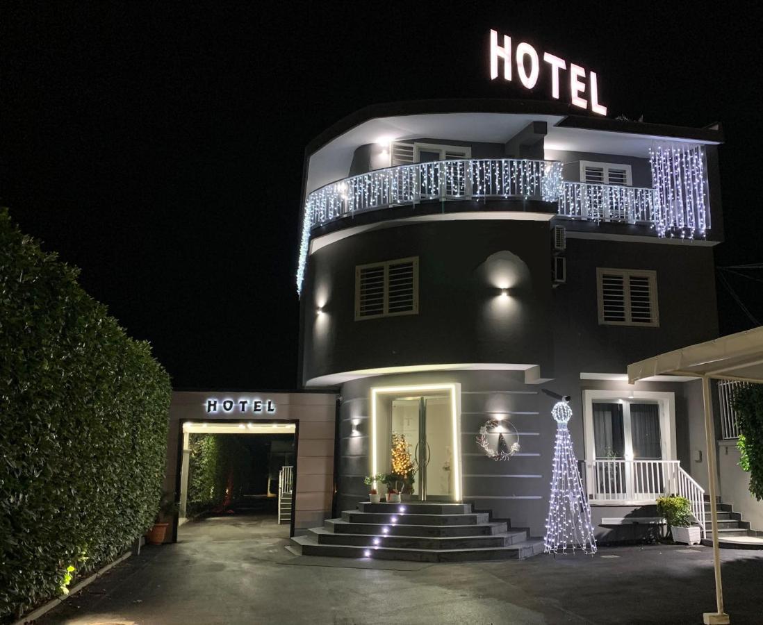 Hotel Trionfal photo
