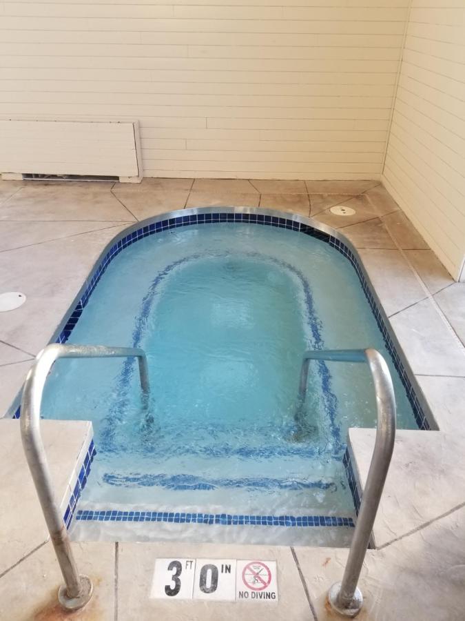 Bridgeport Inn — photo 9