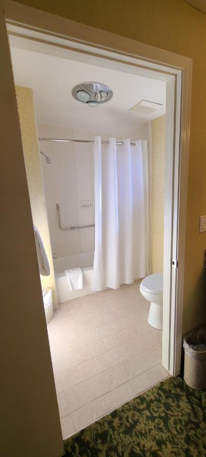 Dow Villa Motel — photo 15
