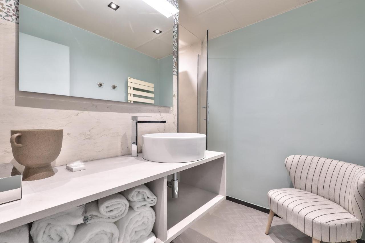 Hotel 33 Marbeuf - 3