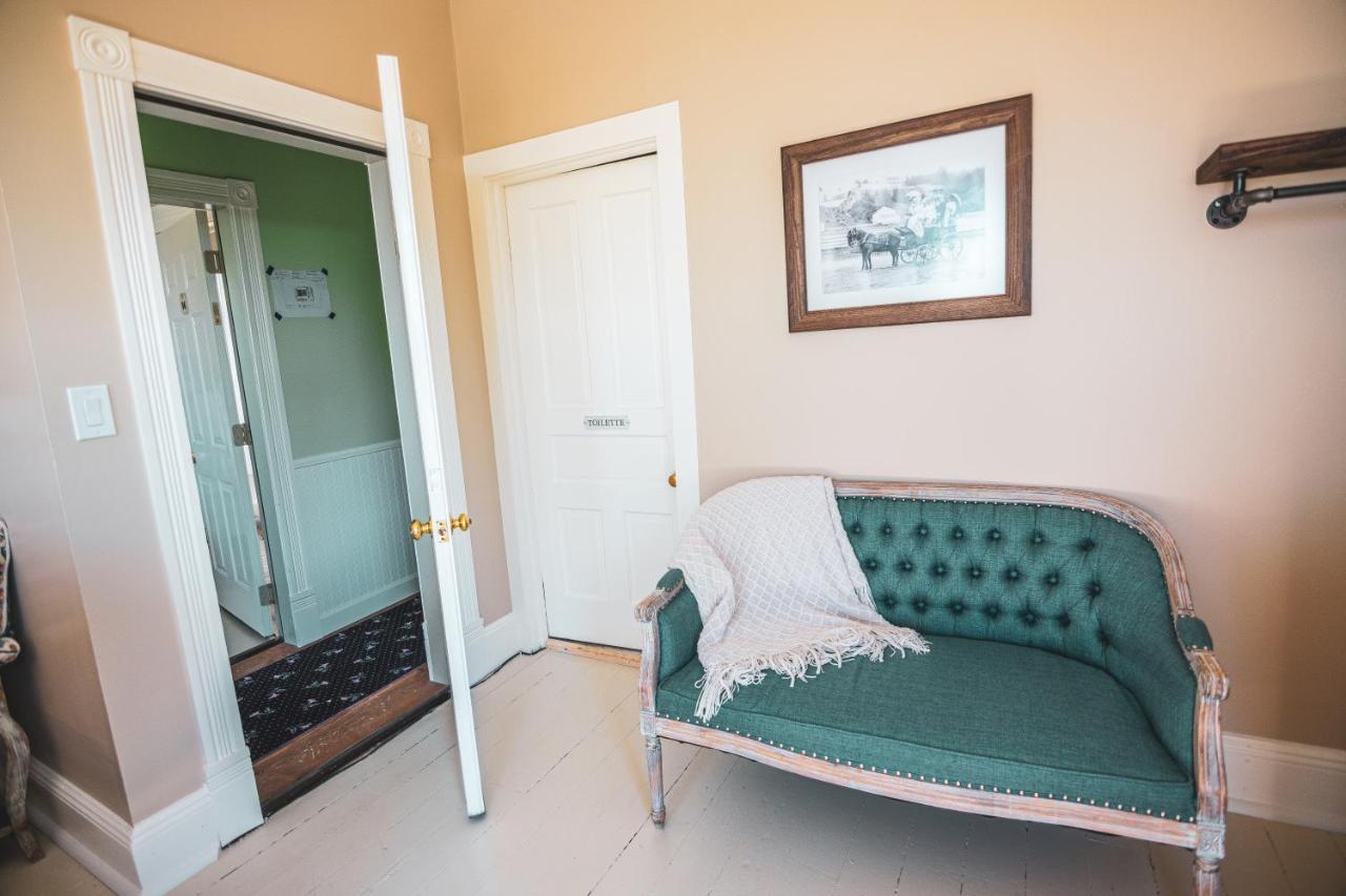 Pine Cottage Bed & Breakfast — photo 18