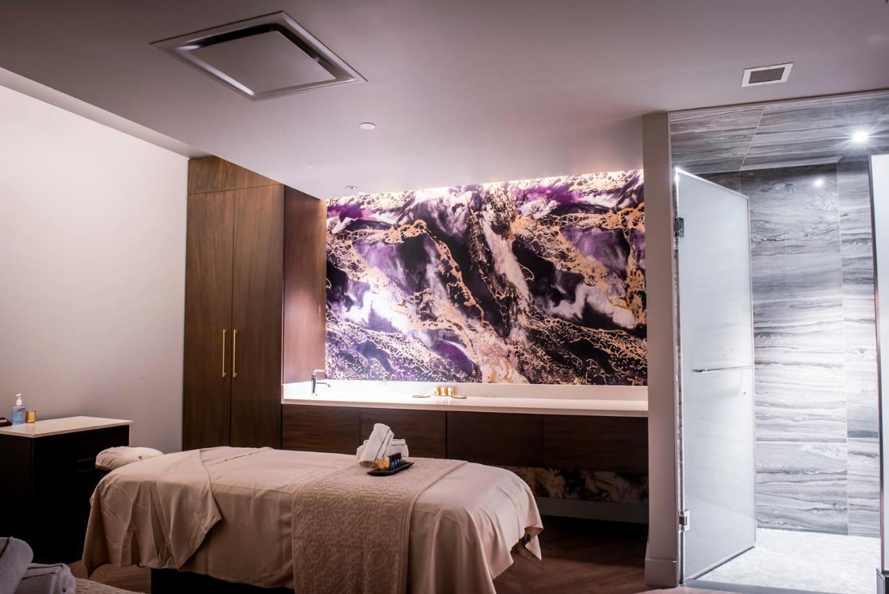 The Omni King Edward Hotel photo