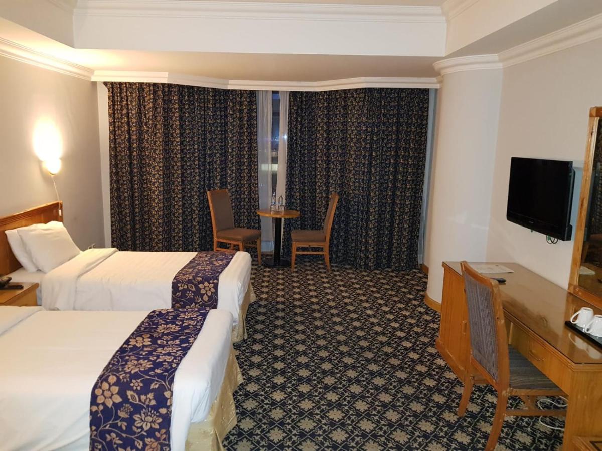 Phoenicia Tower Hotel And Spa photo