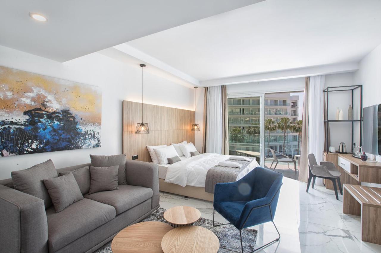 The Blue Ivy Hotel & Suites photo