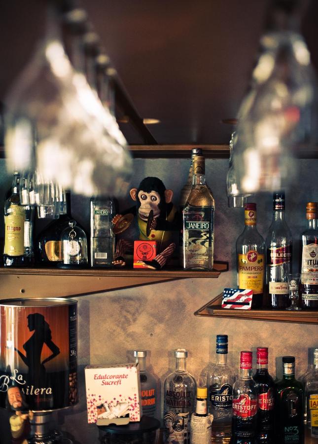 Barri Antic Hostel & Pub photo