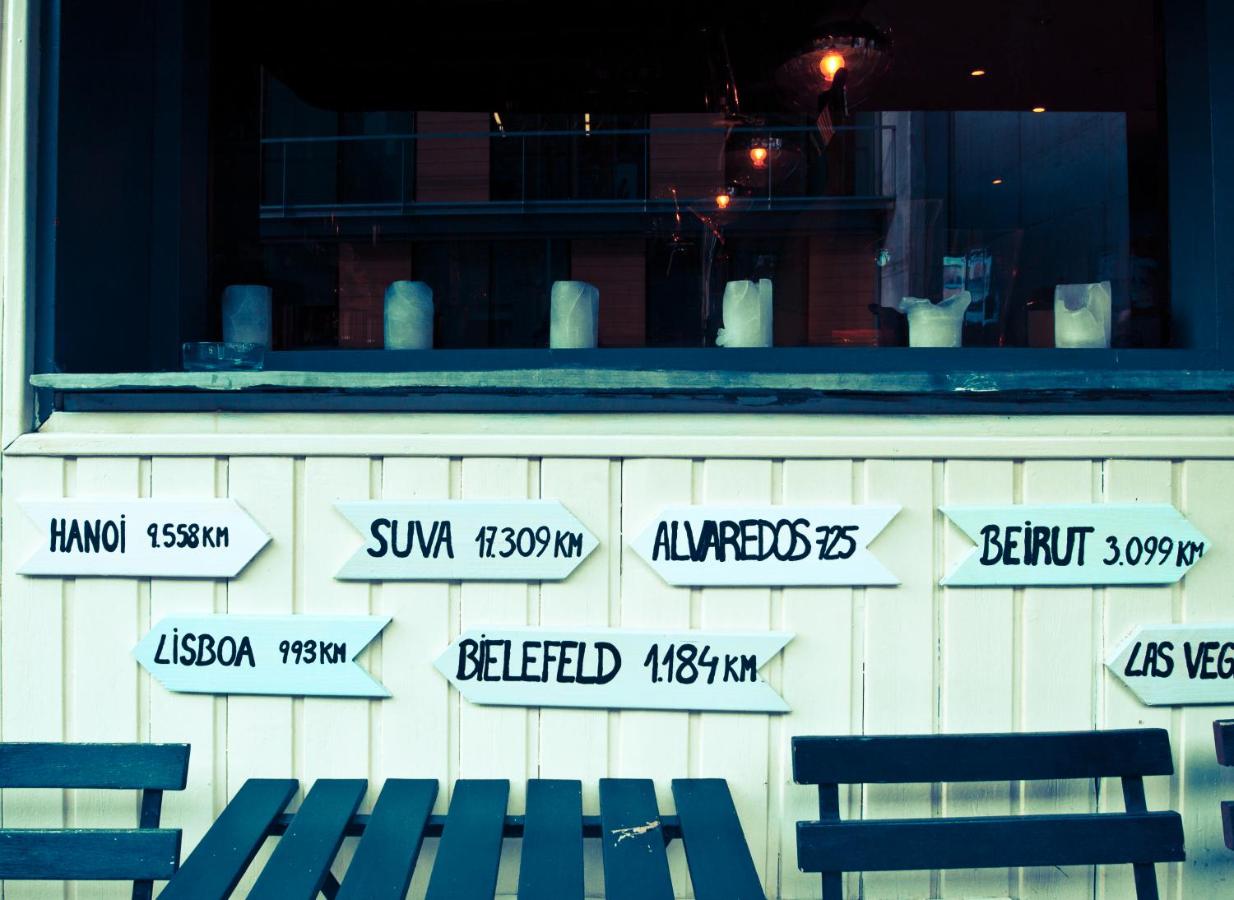 Barri Antic Hostel & Pub photo
