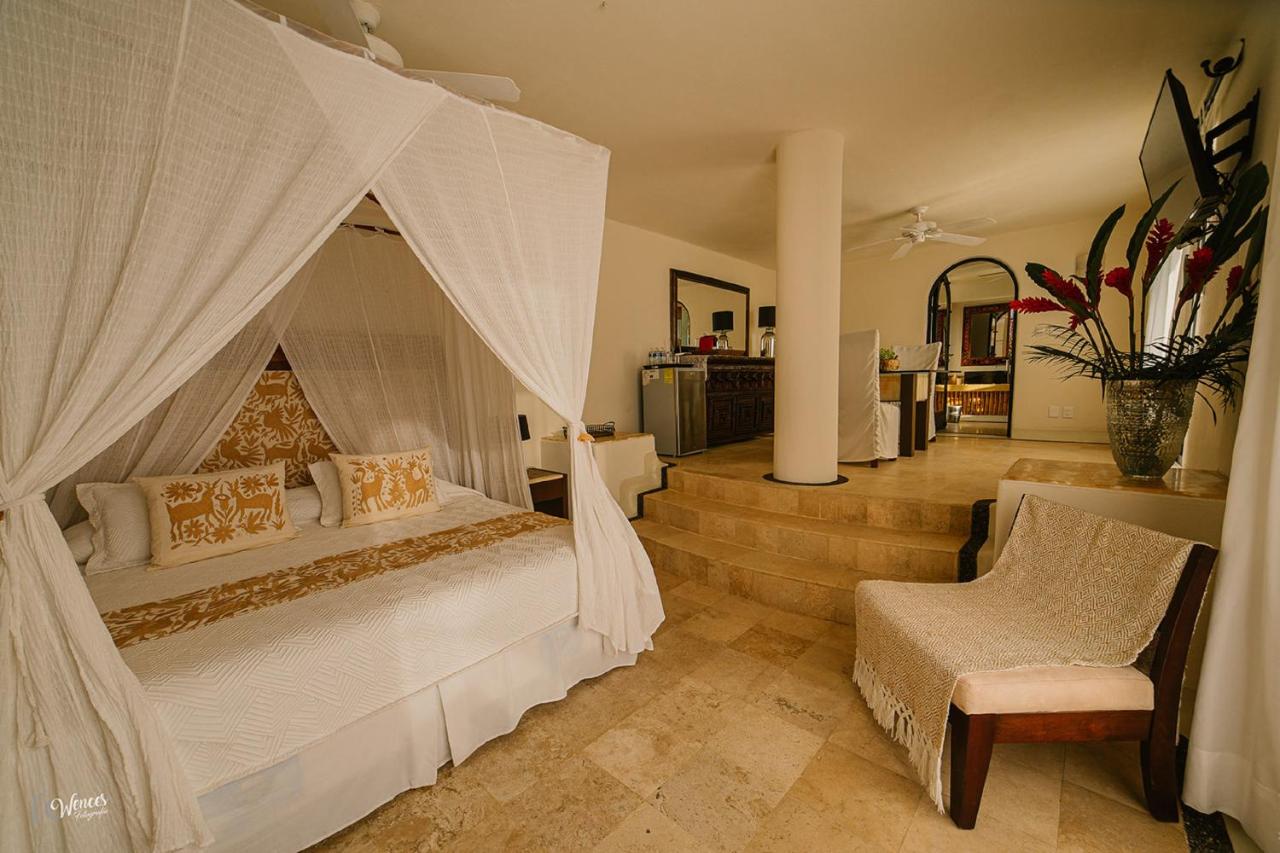Tentaciones Hotel & Lounge Pool - Adults Only photo
