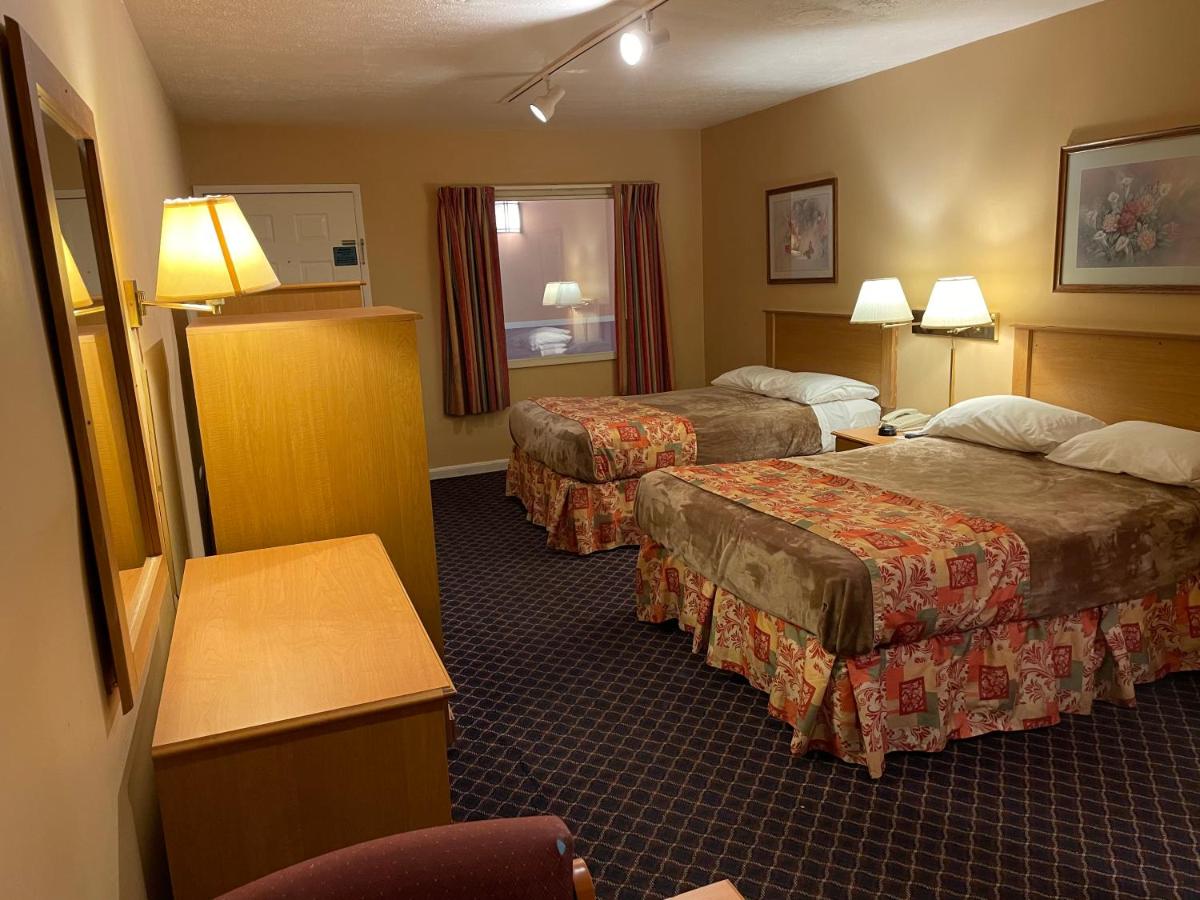 Morgan's Frontier Inn — photo 8