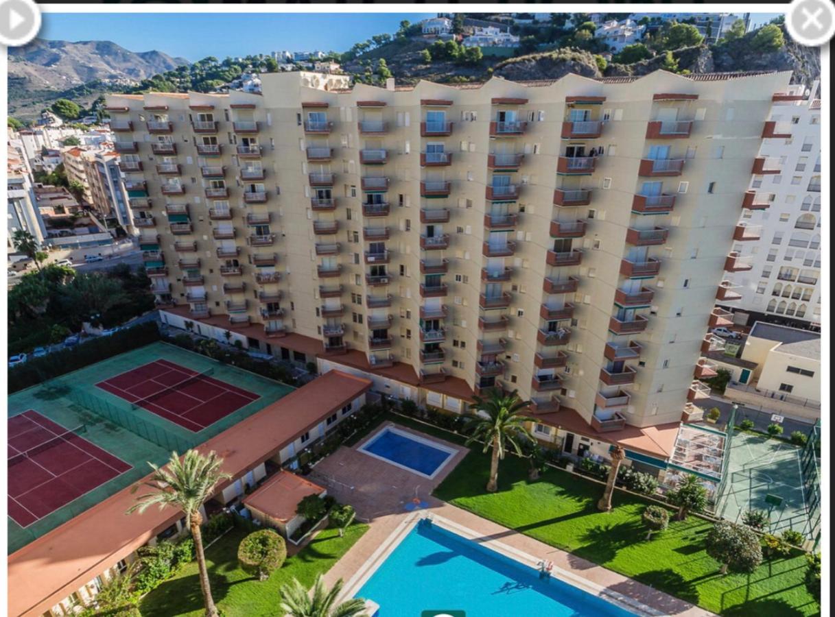 Apartamento Primera línea de playa con piscina (España ...
