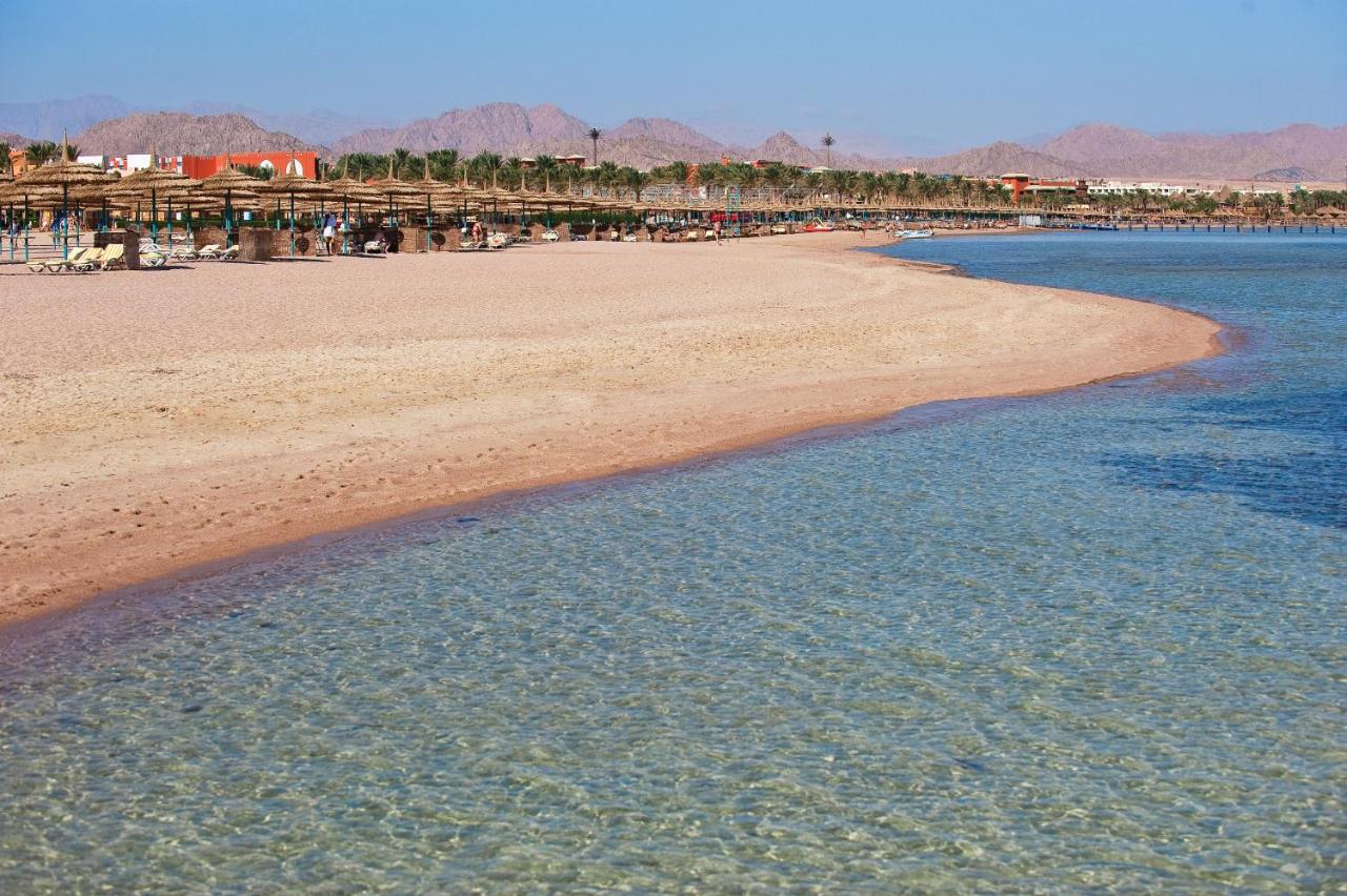 Amwaj Oyoun Resort & Casino photo