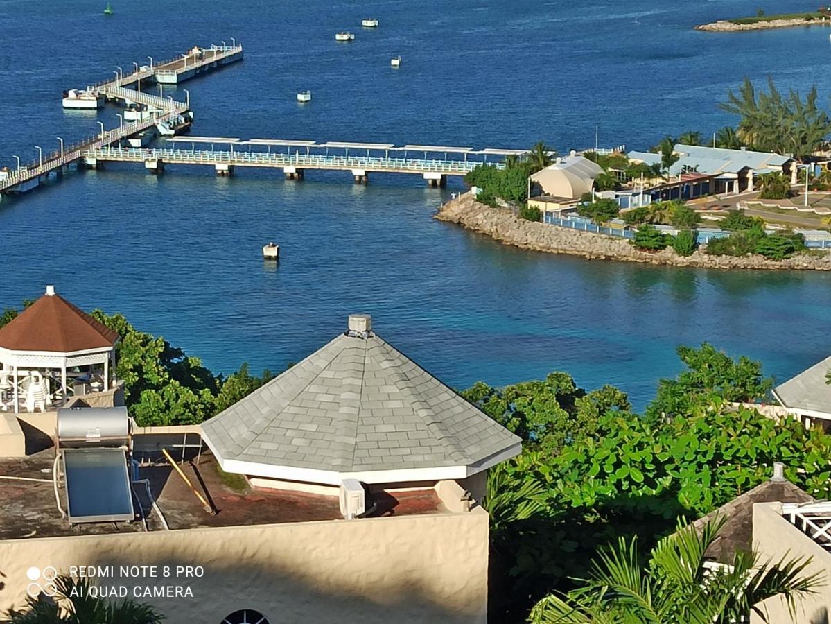 Columbus Heights Apt 26 F - 5