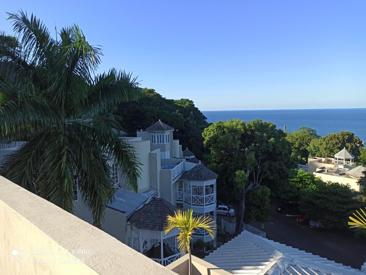 Columbus Heights Apt 26 F - 4