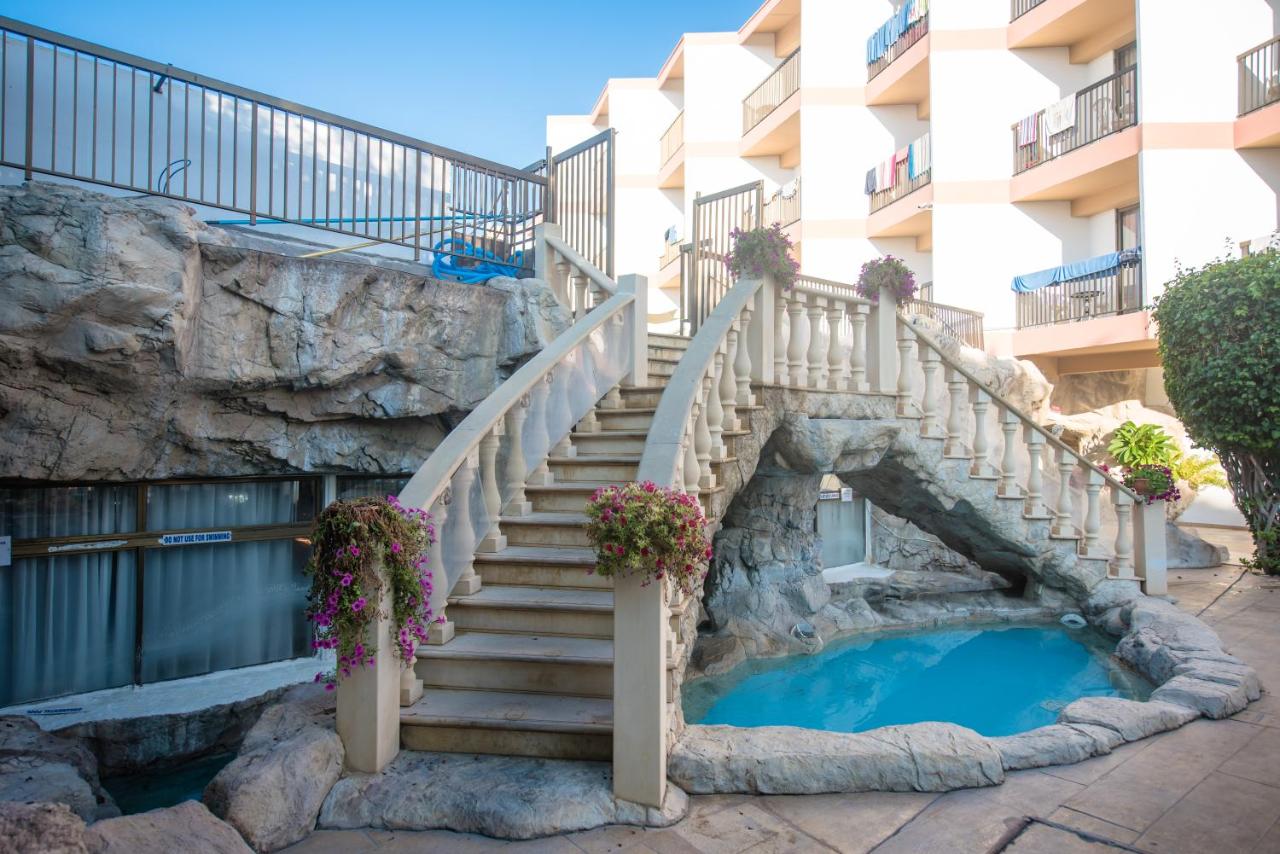Avlida Hotel photo