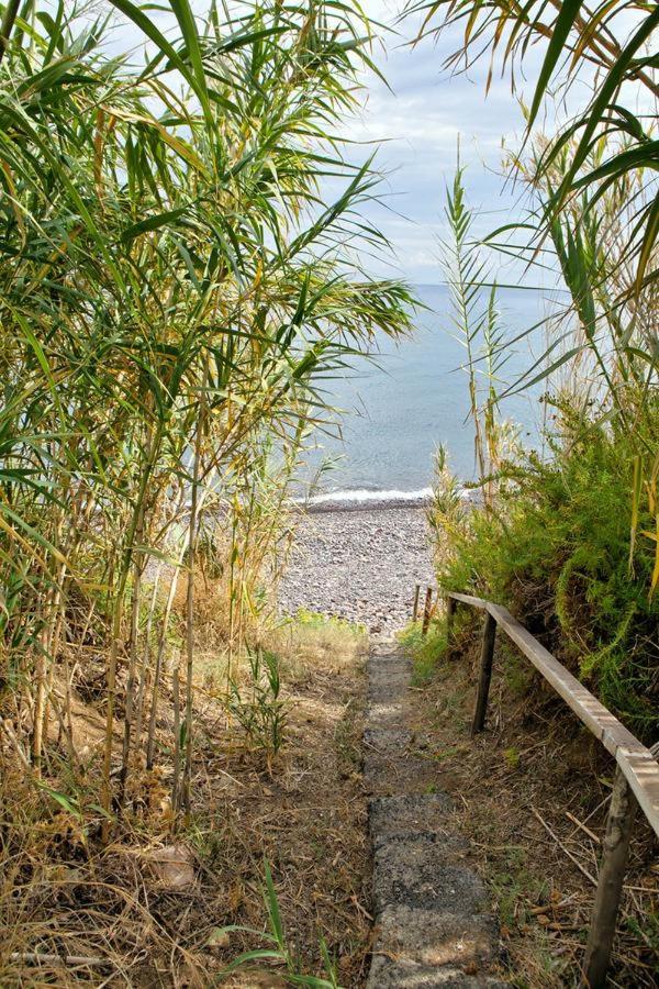 Le case di Eolo - Santa Marina Salina photo