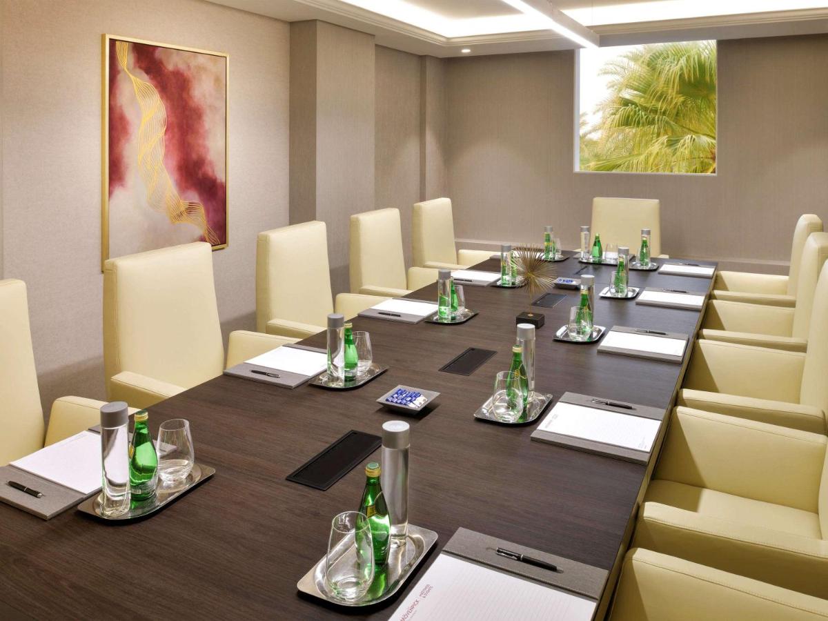 Mövenpick Hotel Bahrain photo