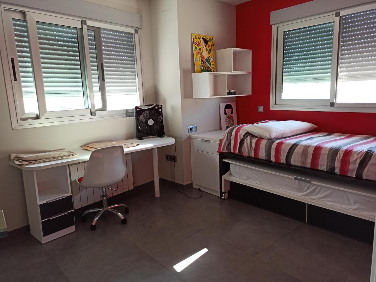 Vacation Home Casa del Pueblo, Montichelvo, Spain - Booking.com