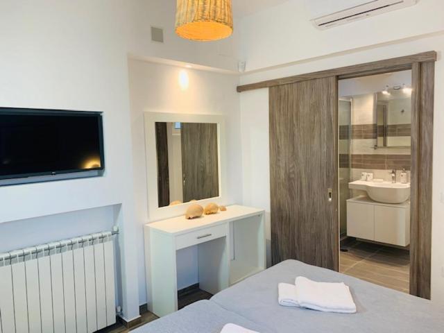 Modern Cycladic Sea View House - 3