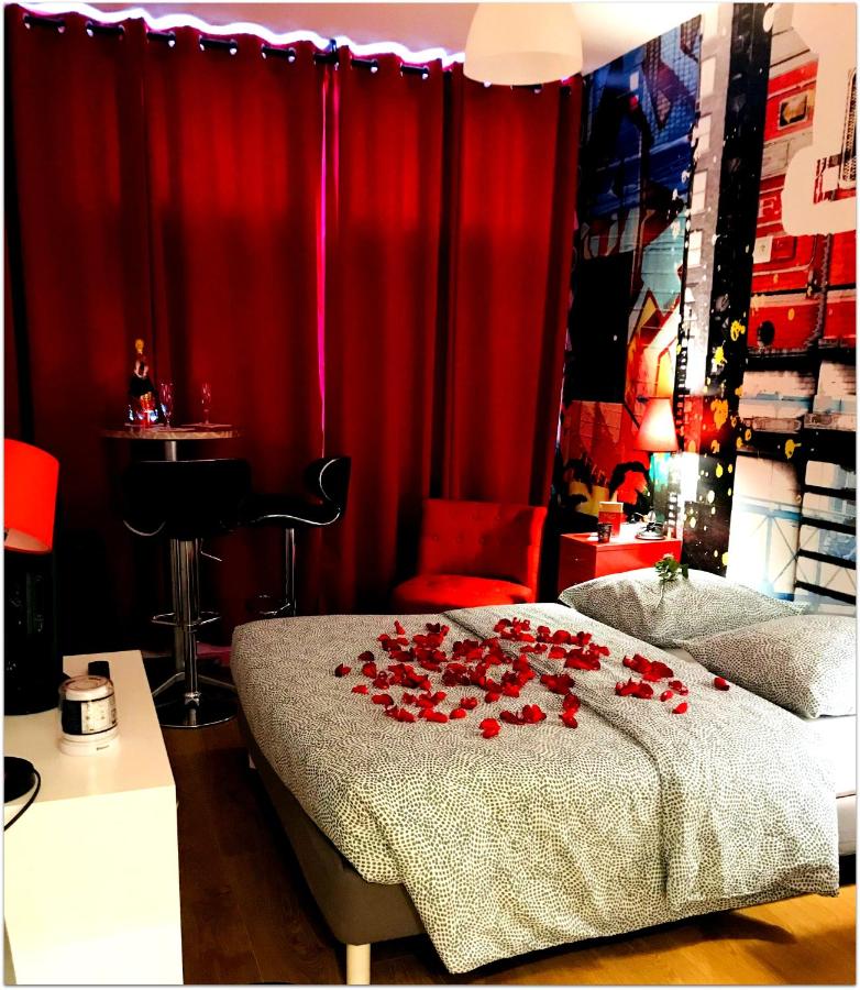 Guesthouse Urban Dream Paris Disney Rer Noisiel France Booking Com