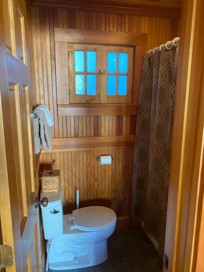 Whistling Winds Motel — photo 21