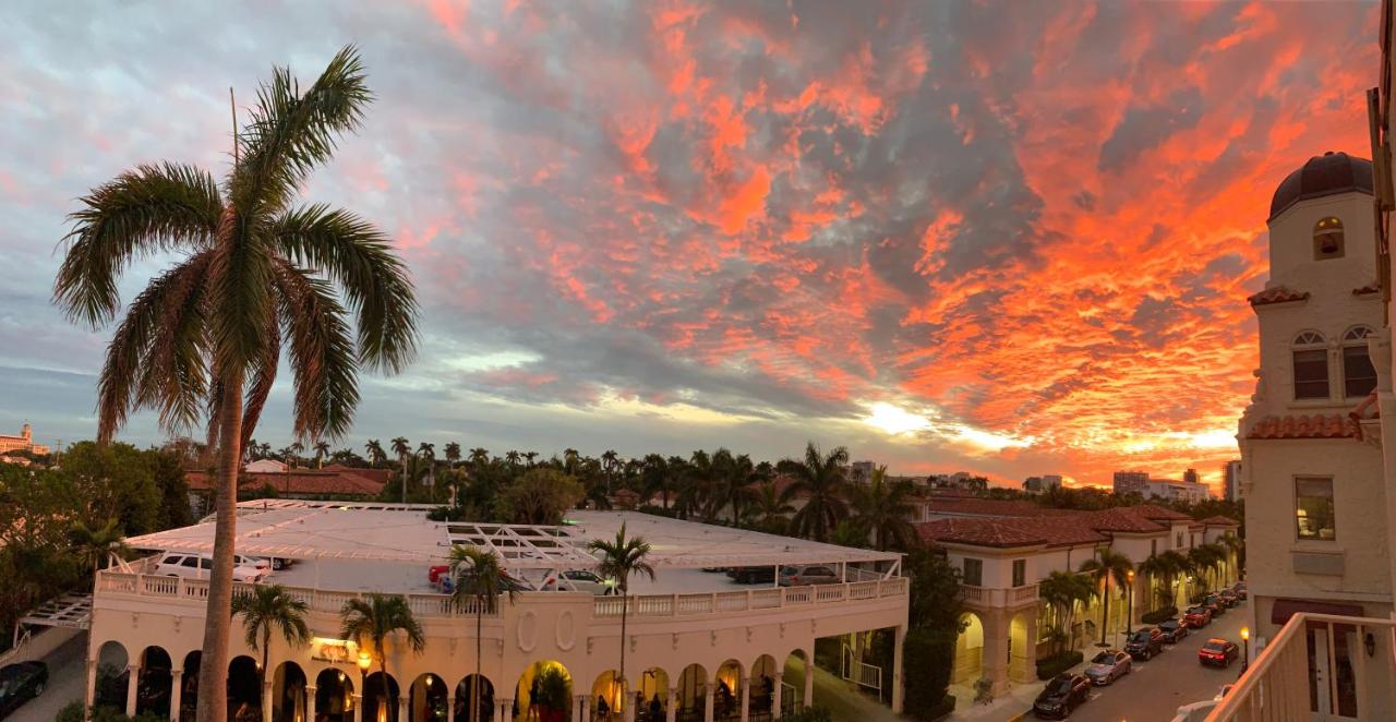 Palm Beach Historic Hotel with Juliette Balconies! — photo 11