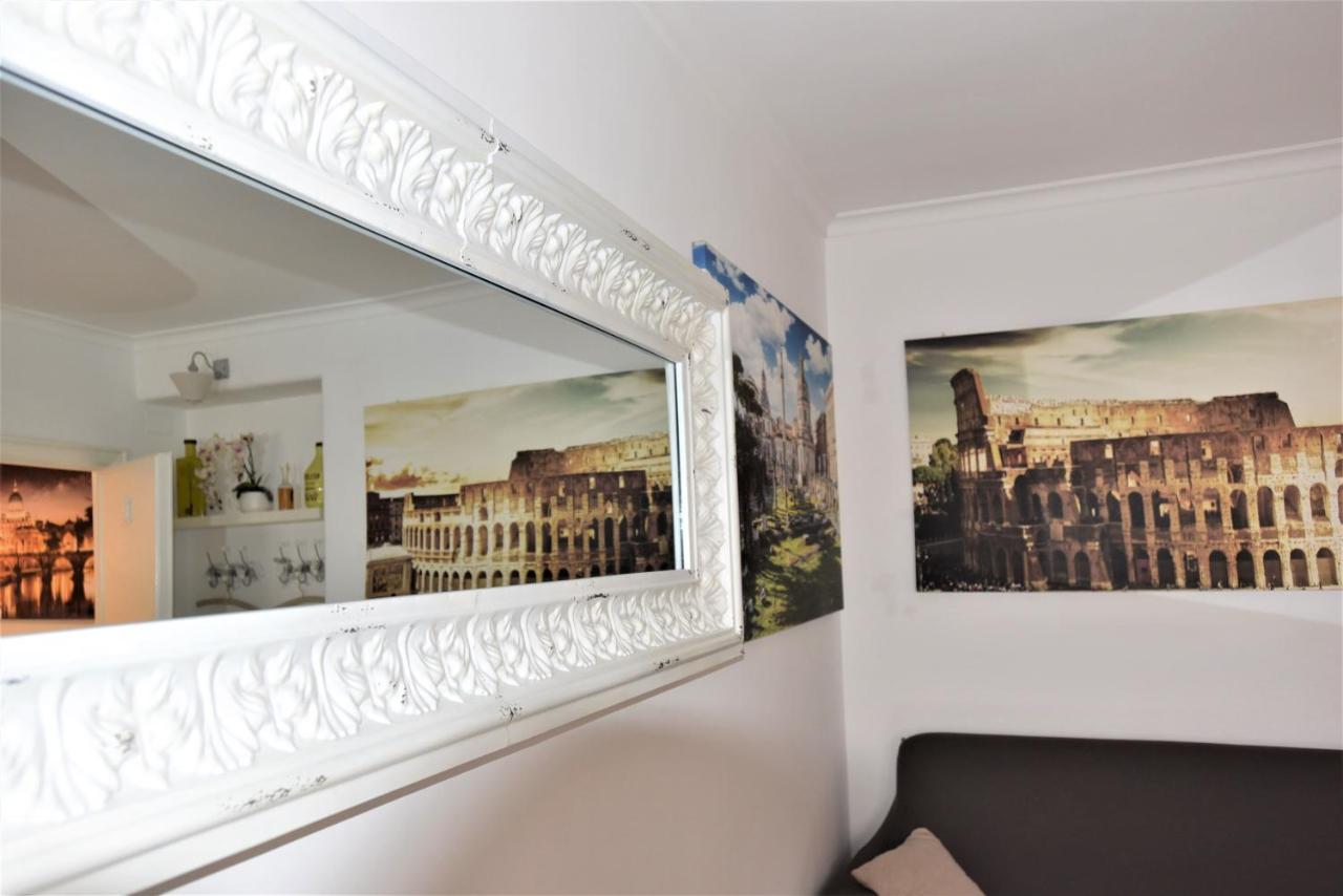 Vatican Sweet House near Metro Cipro - 5