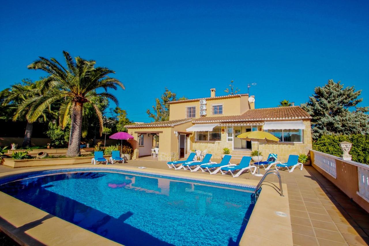 Finca Palacios - comfortable holiday accommodation in Benissa ...