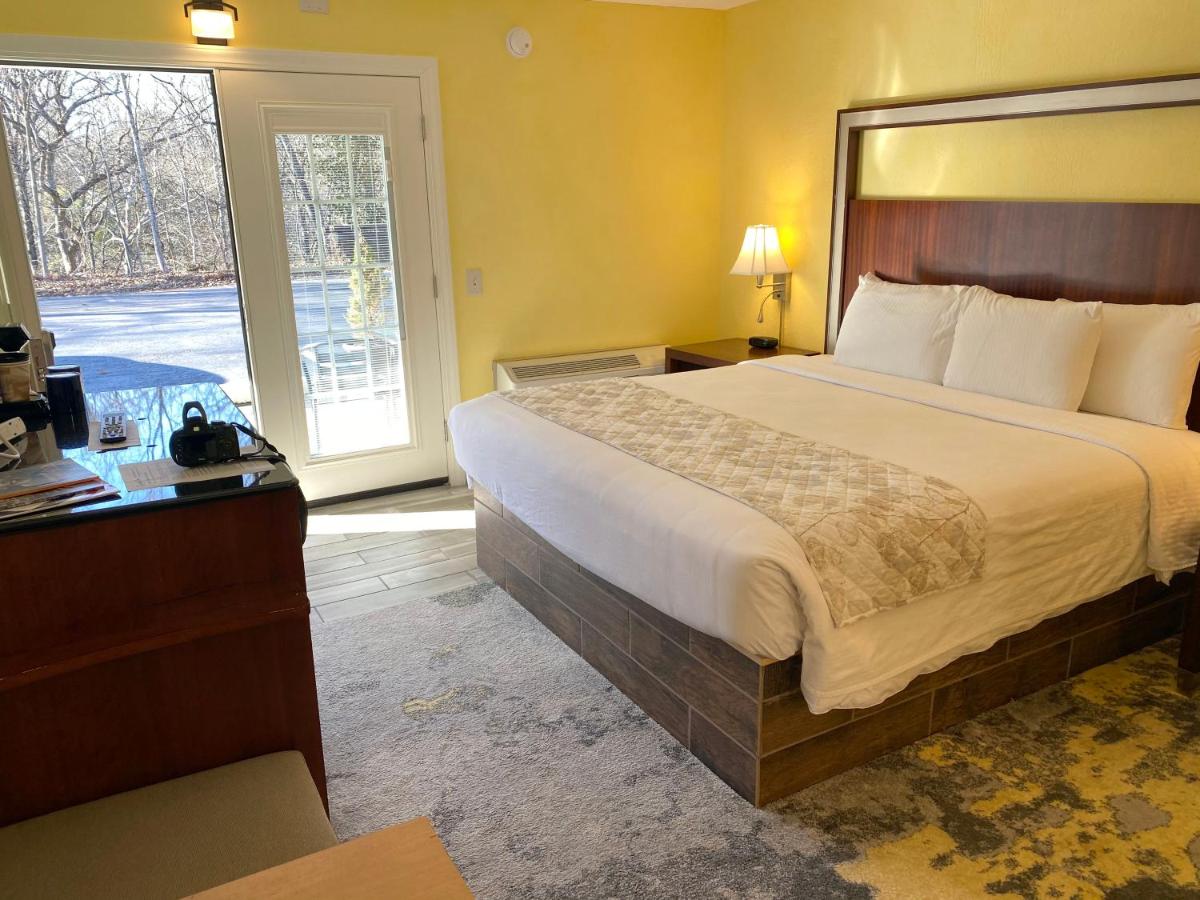 Cascades Inn — photo 8
