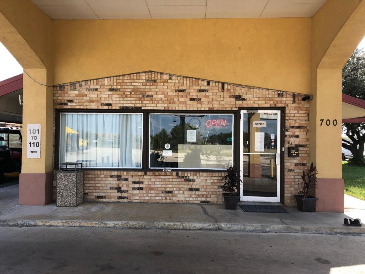 Triangle Motel — photo 9