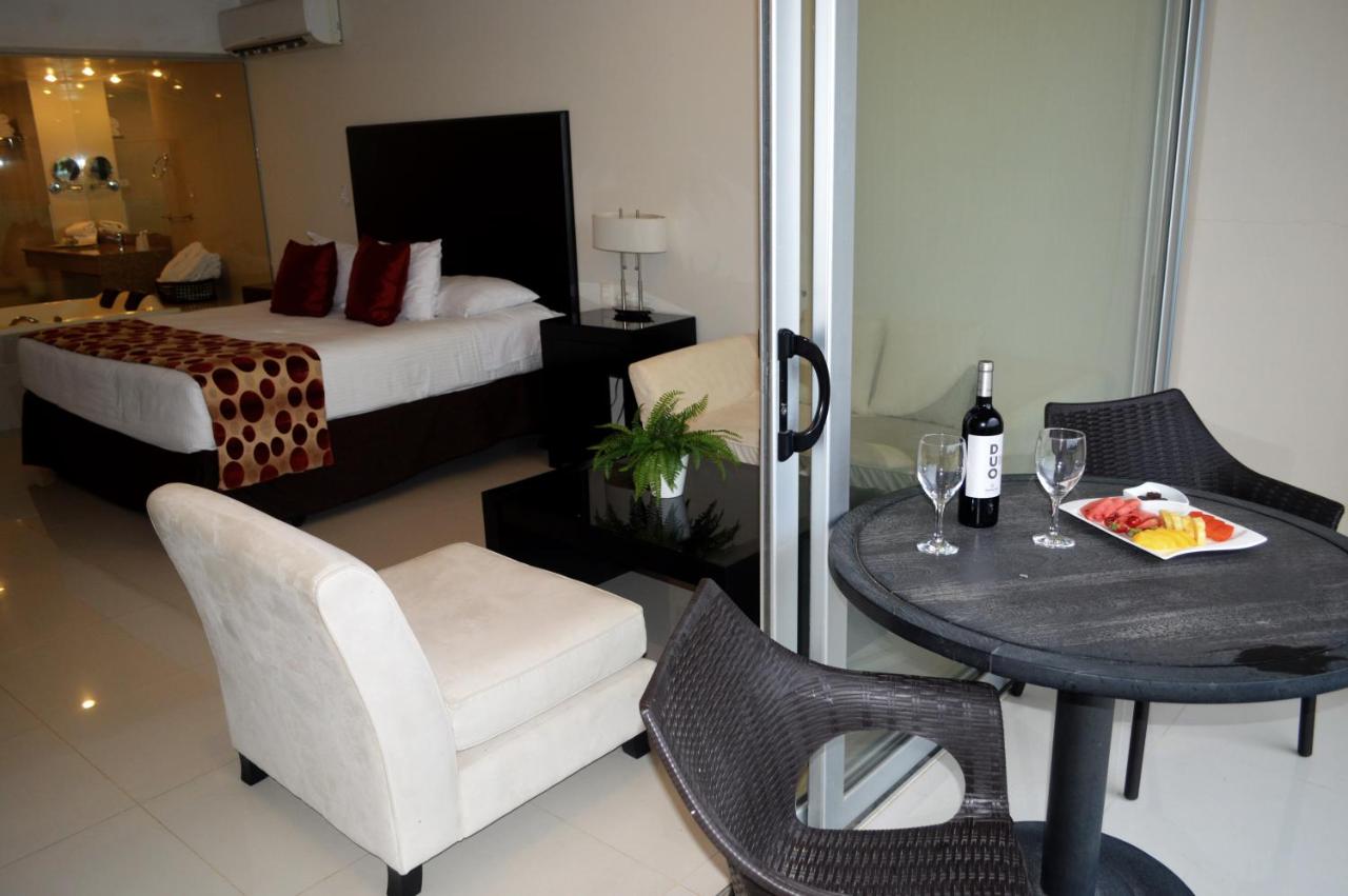 Sun Hotel photo