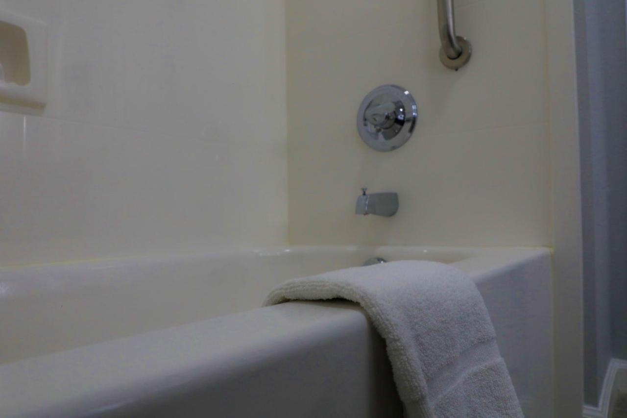 Home Inn and Suites Olive Branch — photo 23