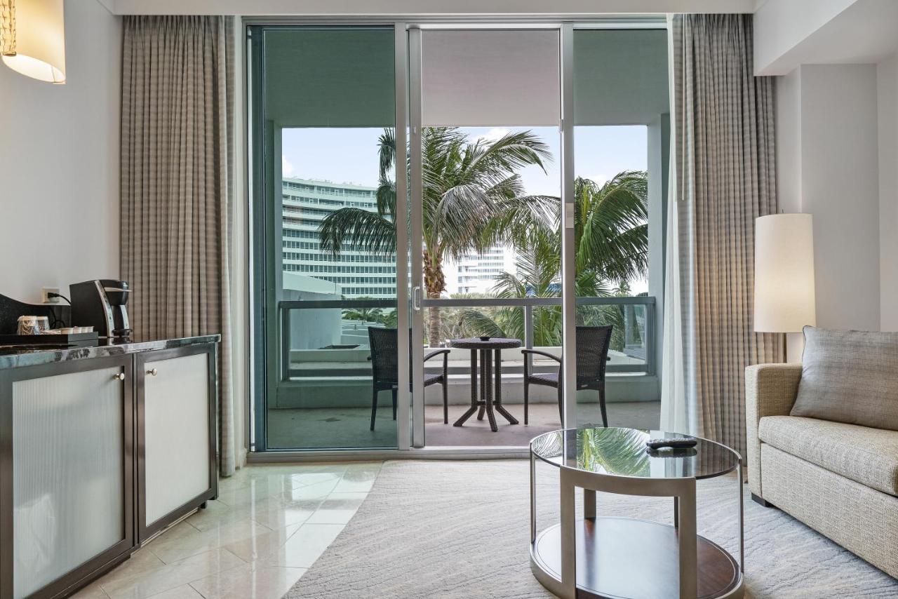 Junior Suite at Sorrento Residences- FontaineBleau Miami Beach home