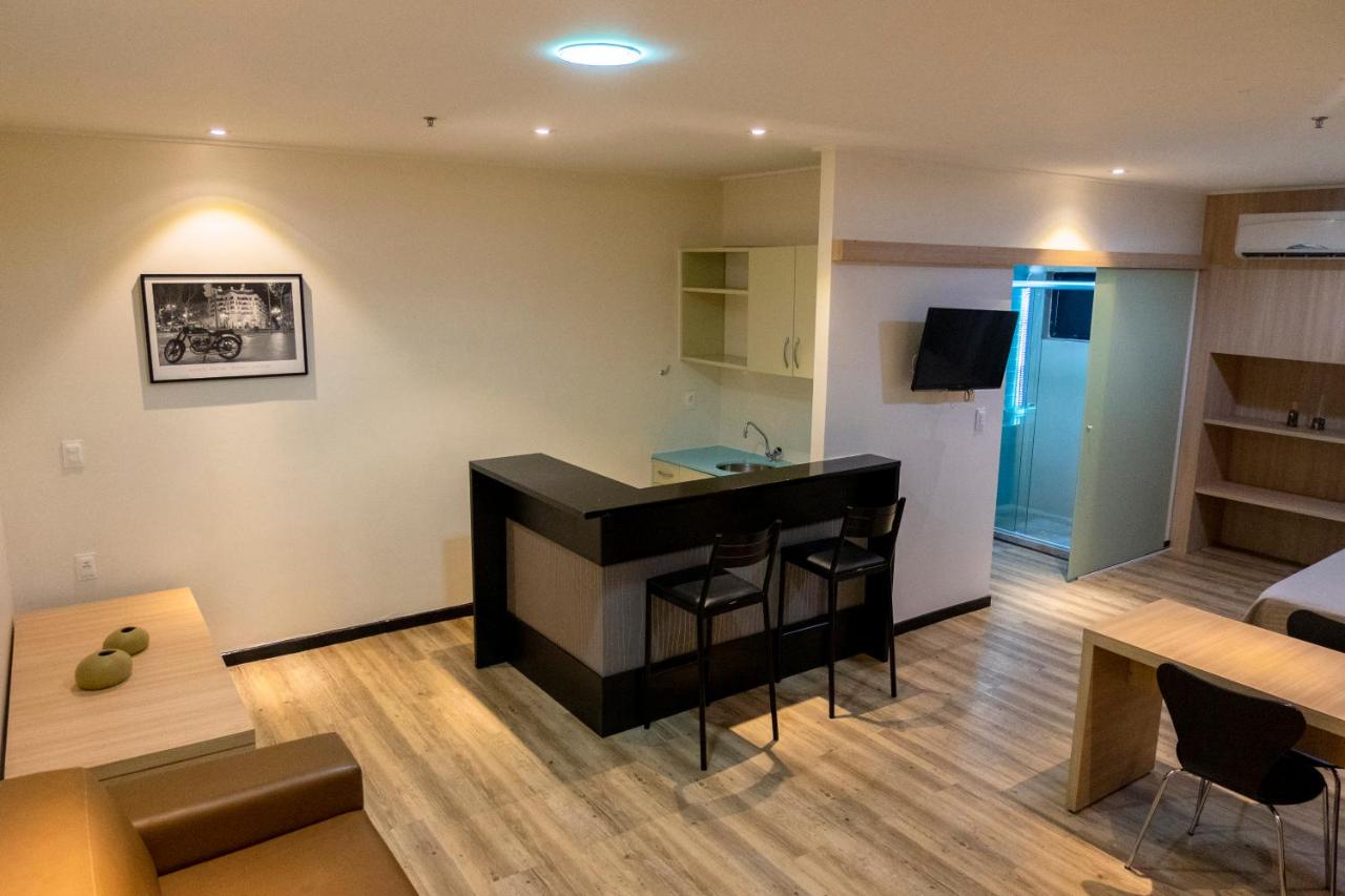 Hotel Executive Arrey photo