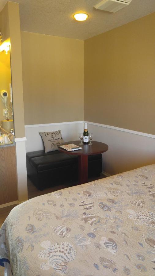 Hillcrest Inn — photo 23
