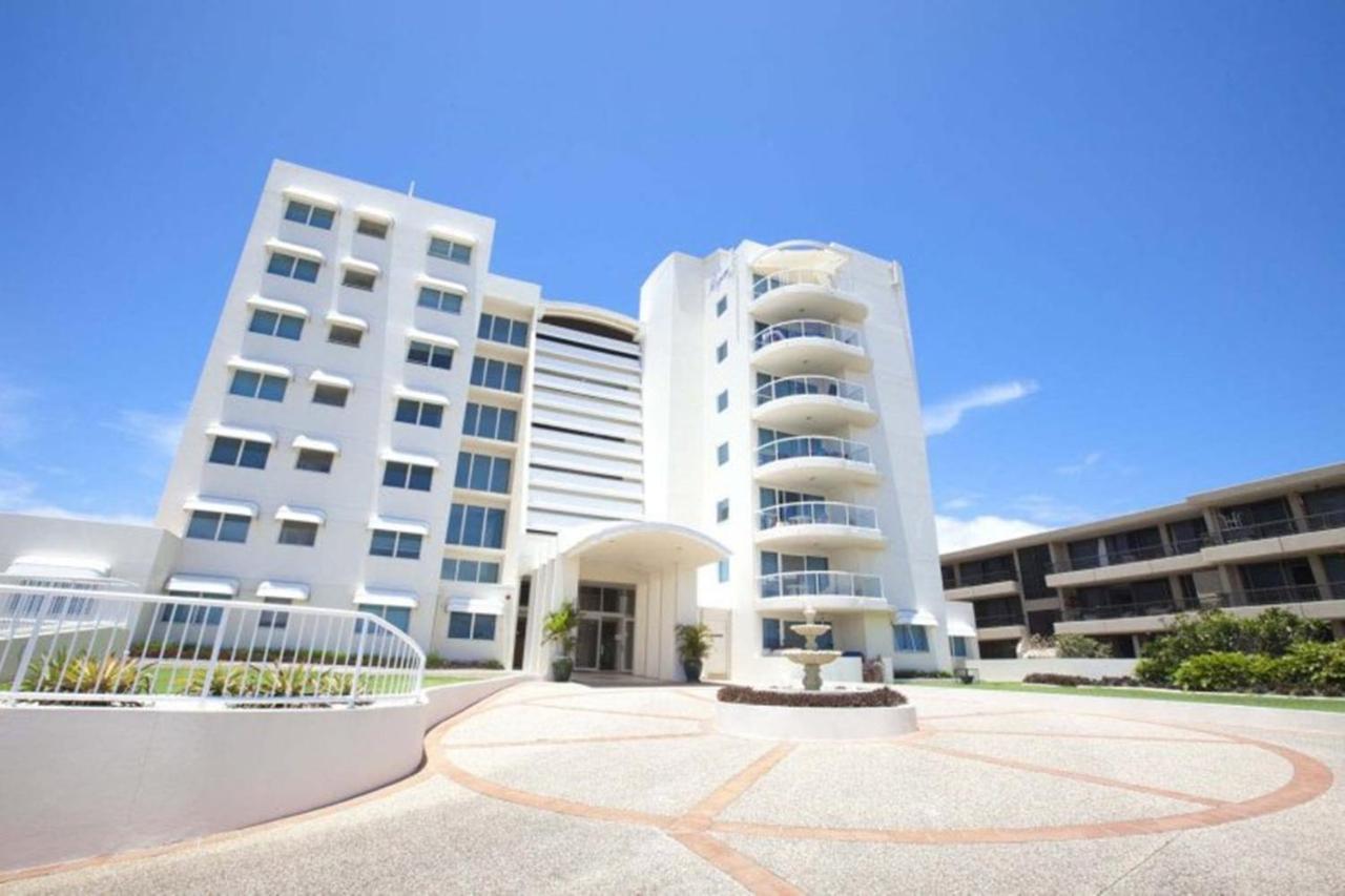 Regency on the Beach photo
