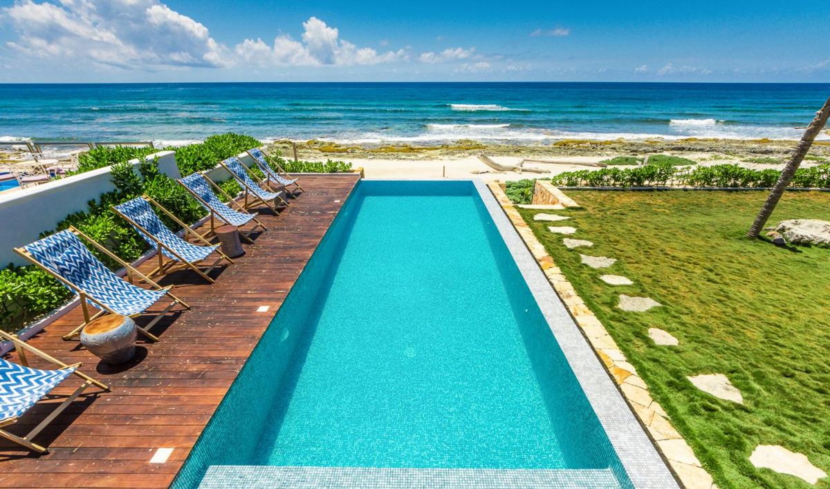 Tankah Tres Villa Sleeps 10 with Pool and Air Con photo