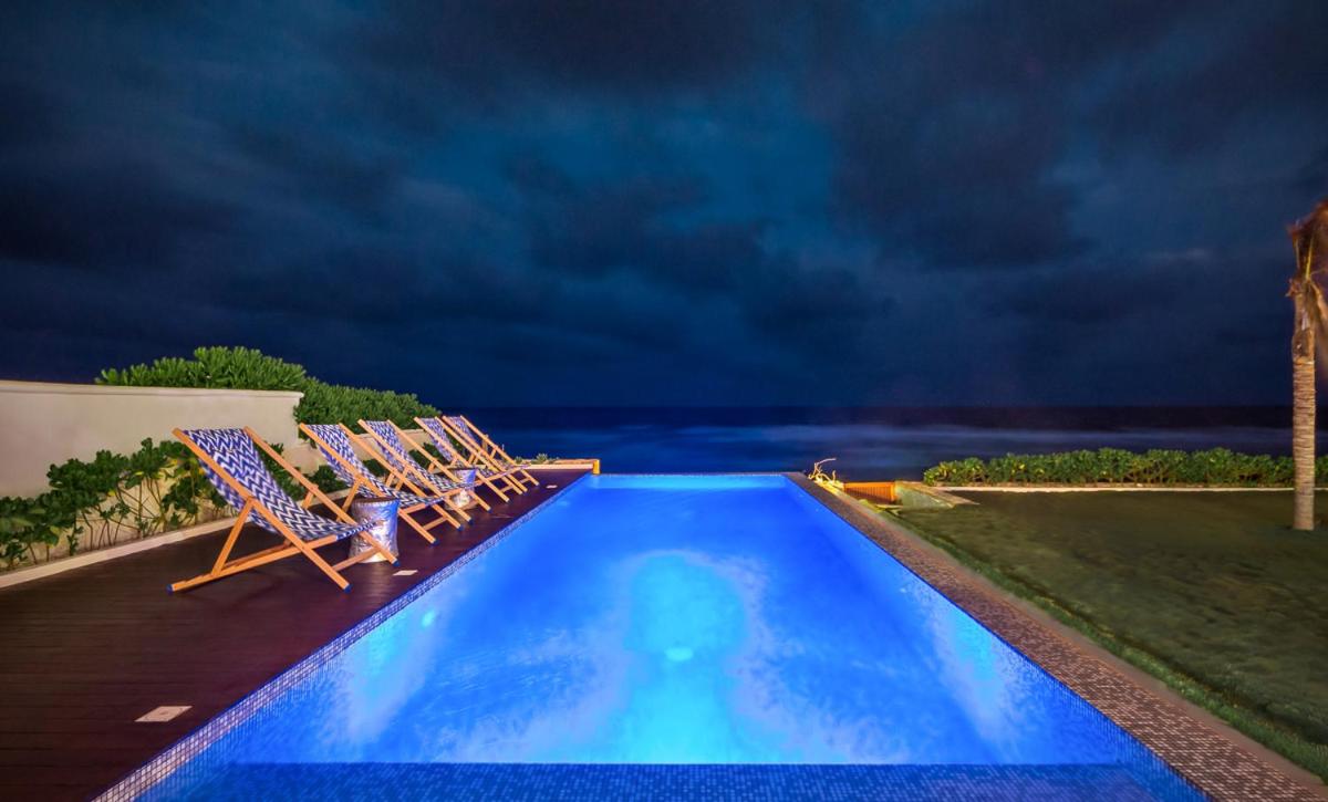 Tankah Tres Villa Sleeps 10 with Pool and Air Con photo