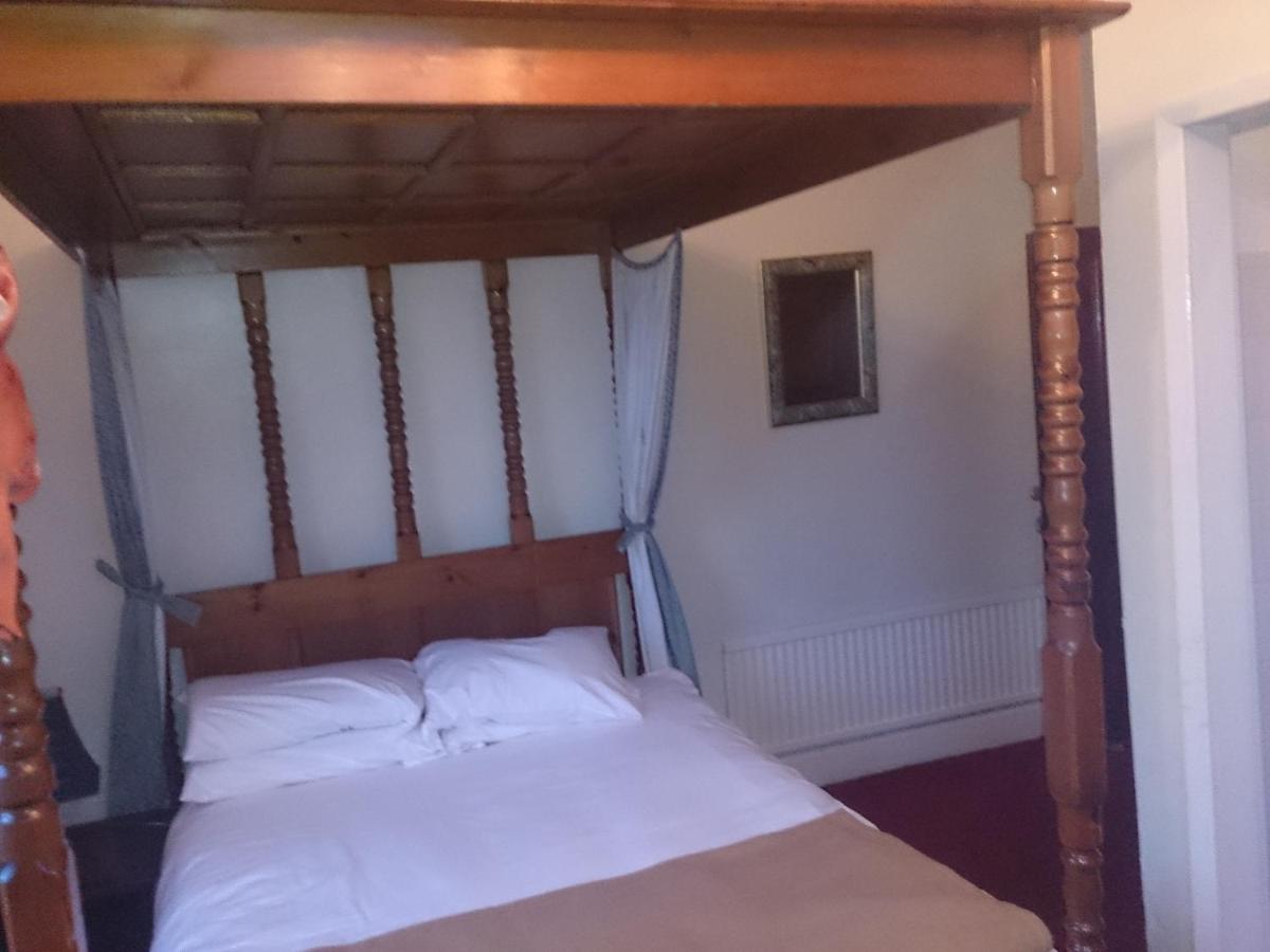 Rose & Crown Hotel - Laterooms