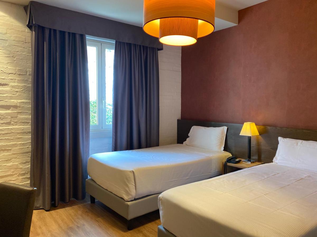 Admiral Park Hotel photo