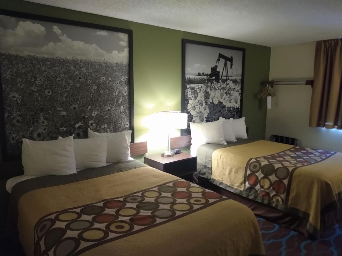 Rocky Mountain Inn — photo 11