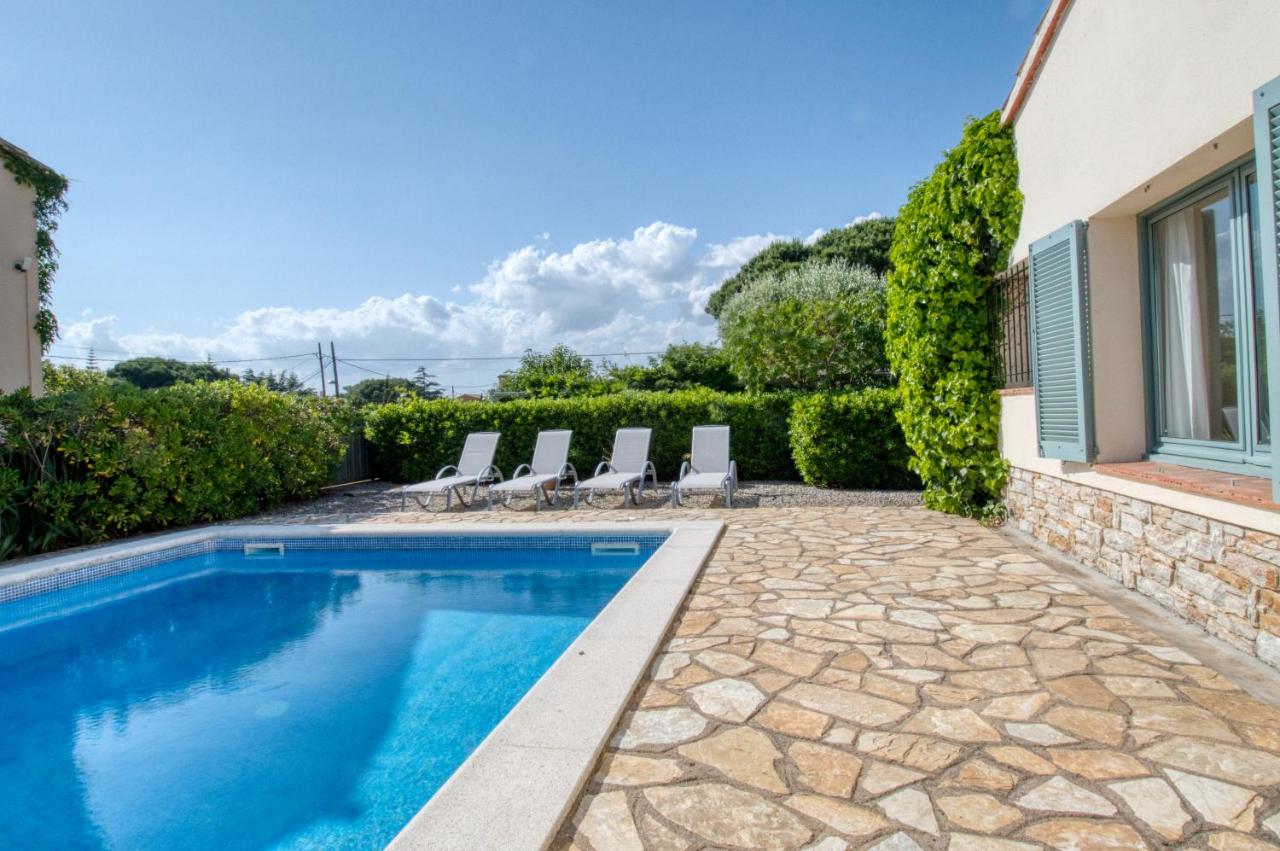 Xalet prat xirlo, Calella de Palafrugell – Updated 2022 Prices