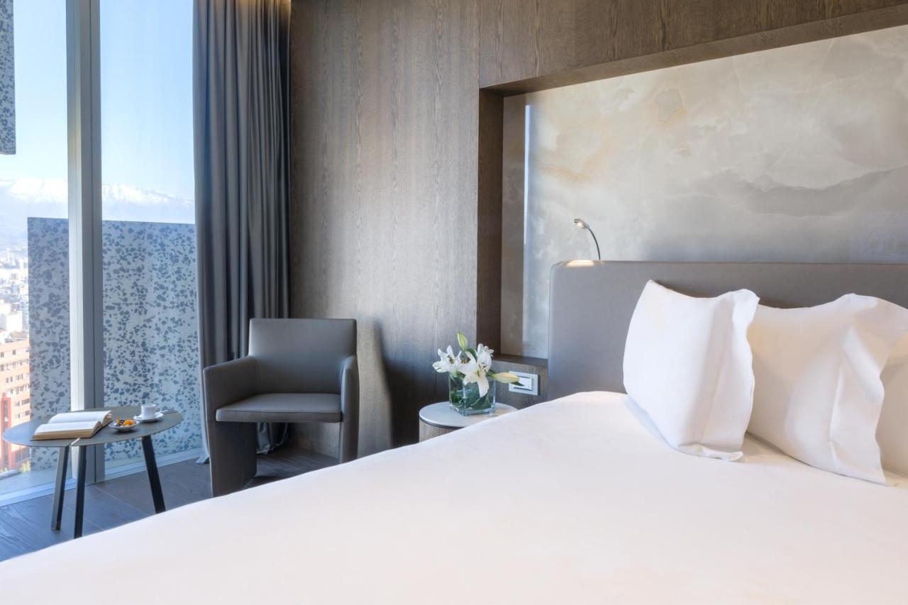 Maritim Hotel Plaza Tirana photo