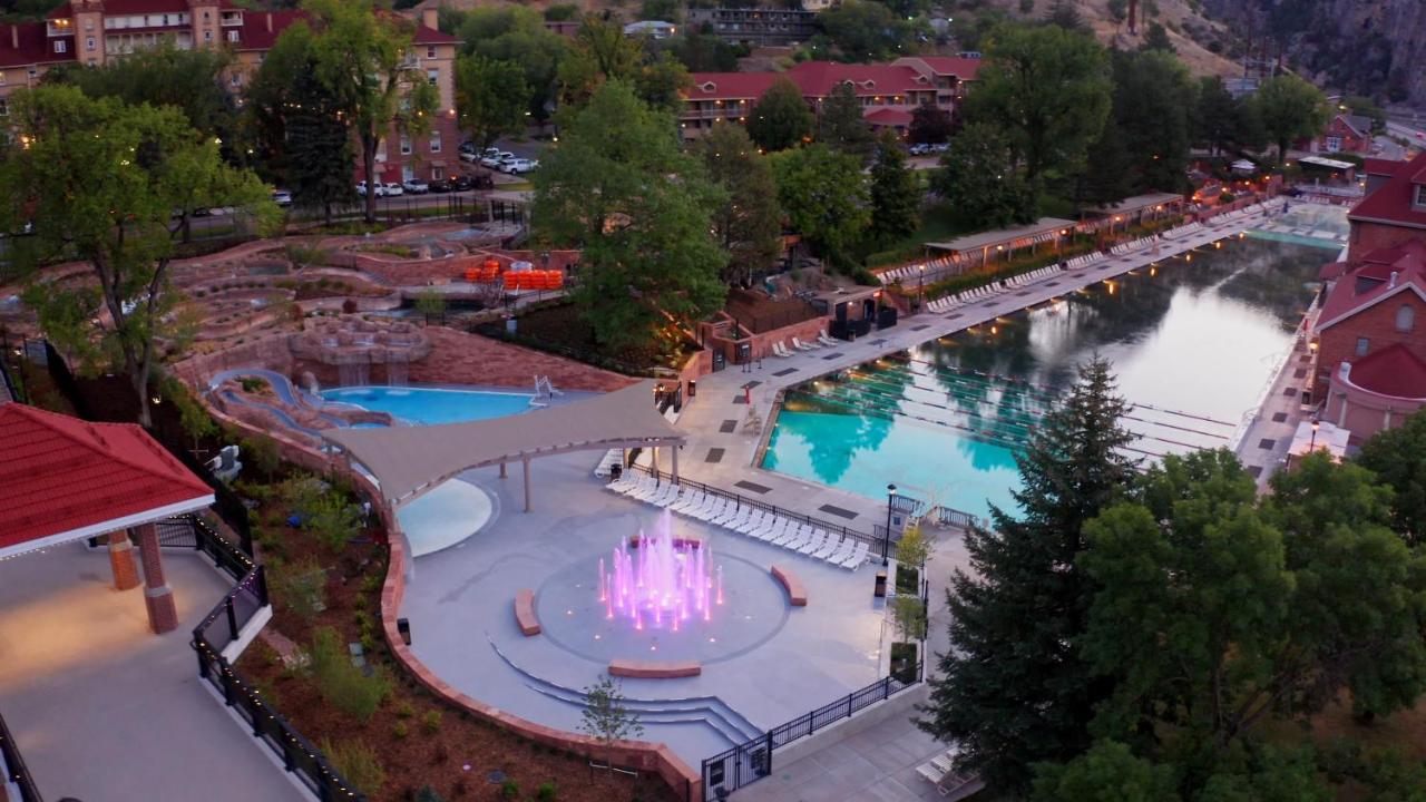 Glenwood Hot Springs Resort — photo 21
