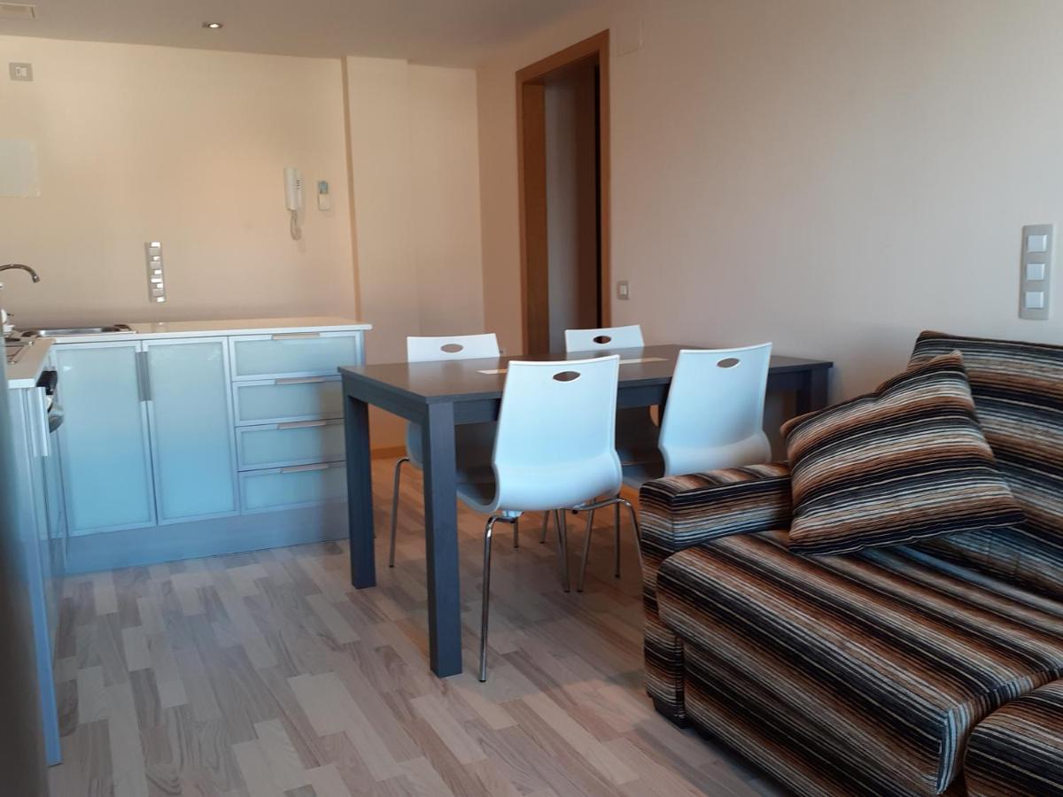 Ornis Apartments, Sant Carles de la Ràpita – Güncel 2022 ...